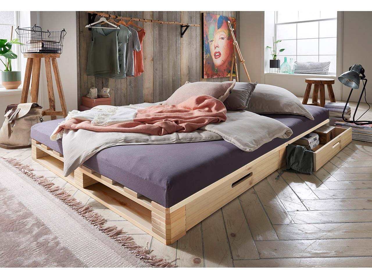 Infantil Palettenbett mit zwei Schubkästen 140 x 200 cm, Kiefer unbehandelt