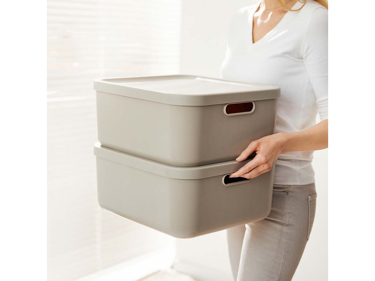 rotho Aufbewahrungsbox 'ALBULA LIGHT' aus Recyclingkunststoff, 20 l, cappuccino