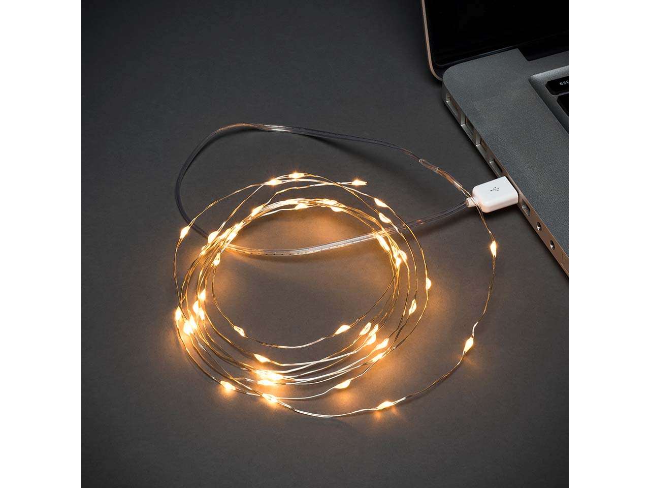 Konstsmide Micro LED-Lichterkette, USB-Anschluss, 50 Dioden bernsteinfarben