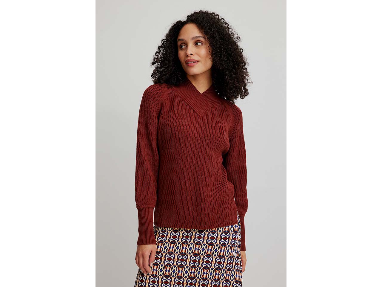 tranquillo Bio-Damen-Strickpullover mit überlappendem V-Ausschnitt, fired brick, Gr. S