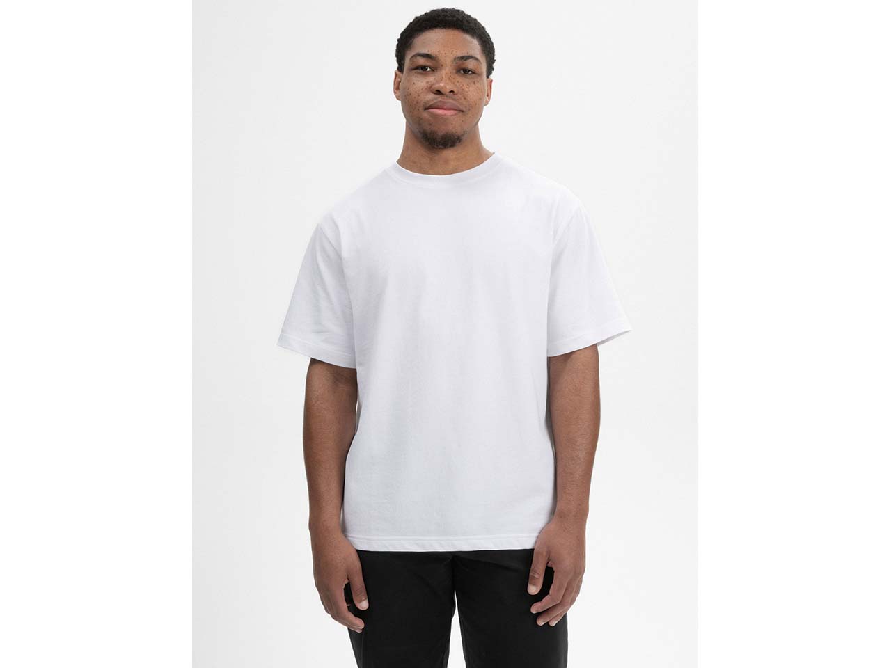 MELA Bio-Herren-T-Shirt "BHAJAN" mit überschnittenen Schultern, weiß, Gr. M