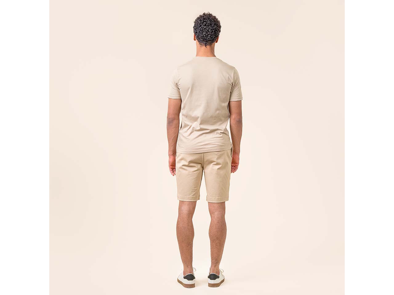 Living Crafts Bio-Herren-T-Shirt 'THERREL' mit Rundhalsausschnitt, sabbia, Gr. S