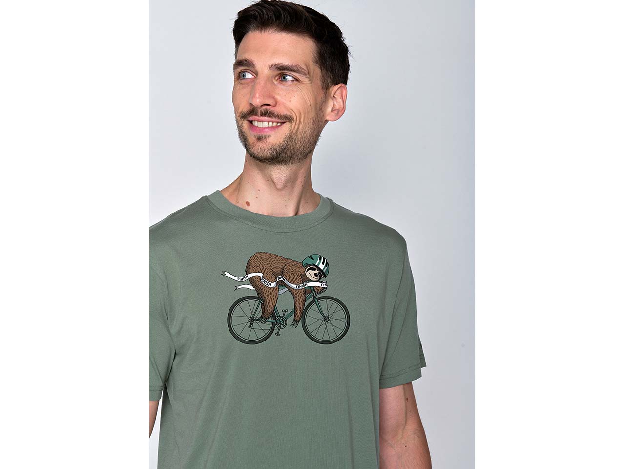 GREENBOMB Bio-Herren-T-Shirt "Finish Sloth" mit Rundhalsausschnitt, pale green, Gr. M