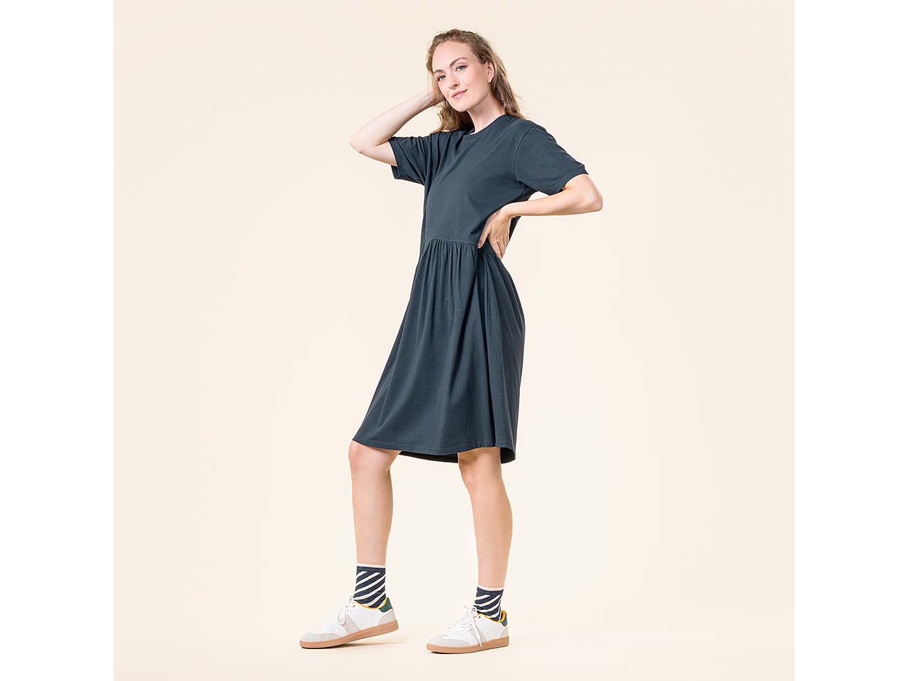 Living Crafts Bio-Damen-Midi-Kleid "ONIKA" mit Rundhalsausschnitt, ink blue, Gr. S