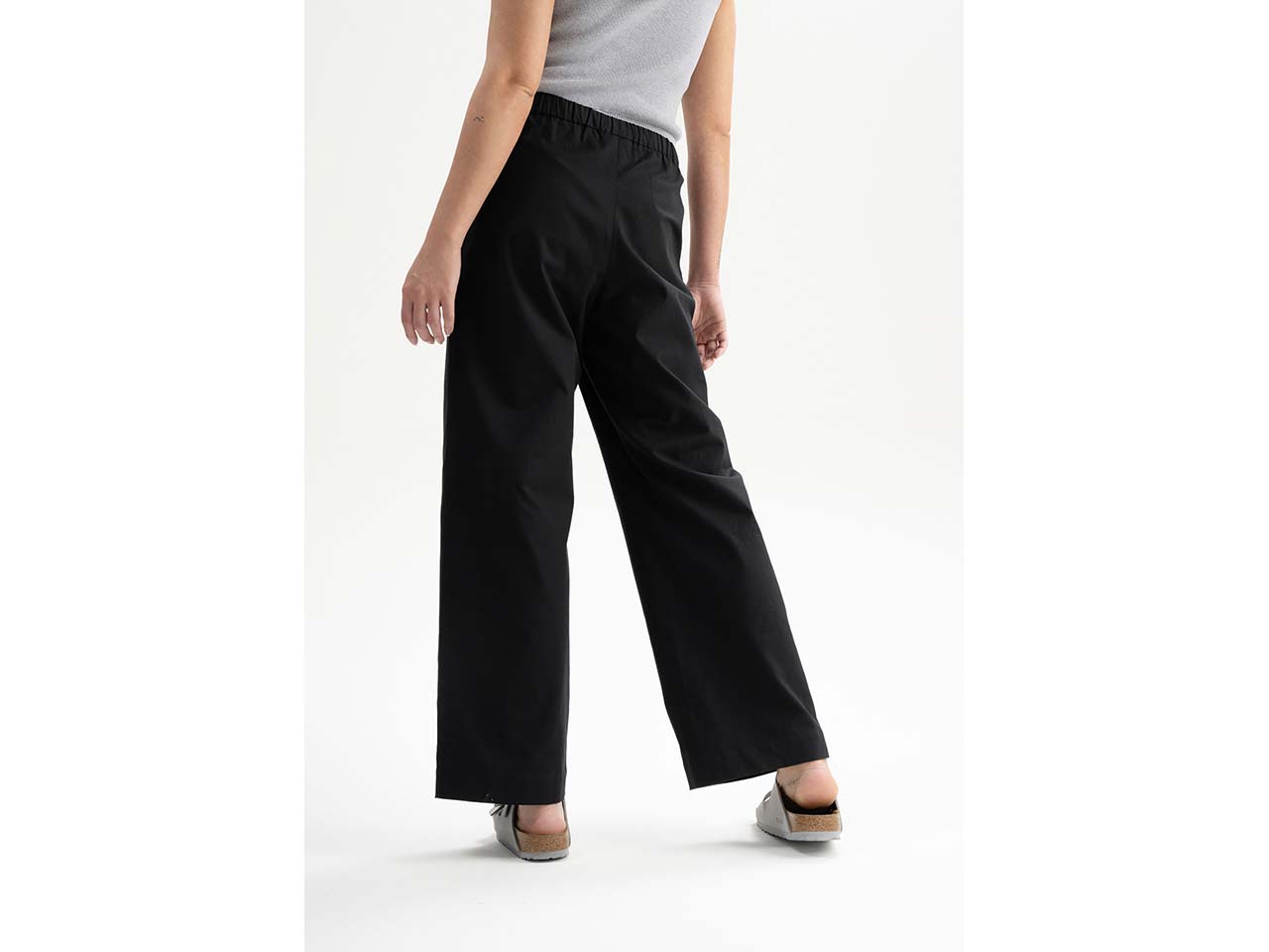 MELA Bio-Damen-Hose "TURVI" aus Kreppstoff, schwarz, Gr. S