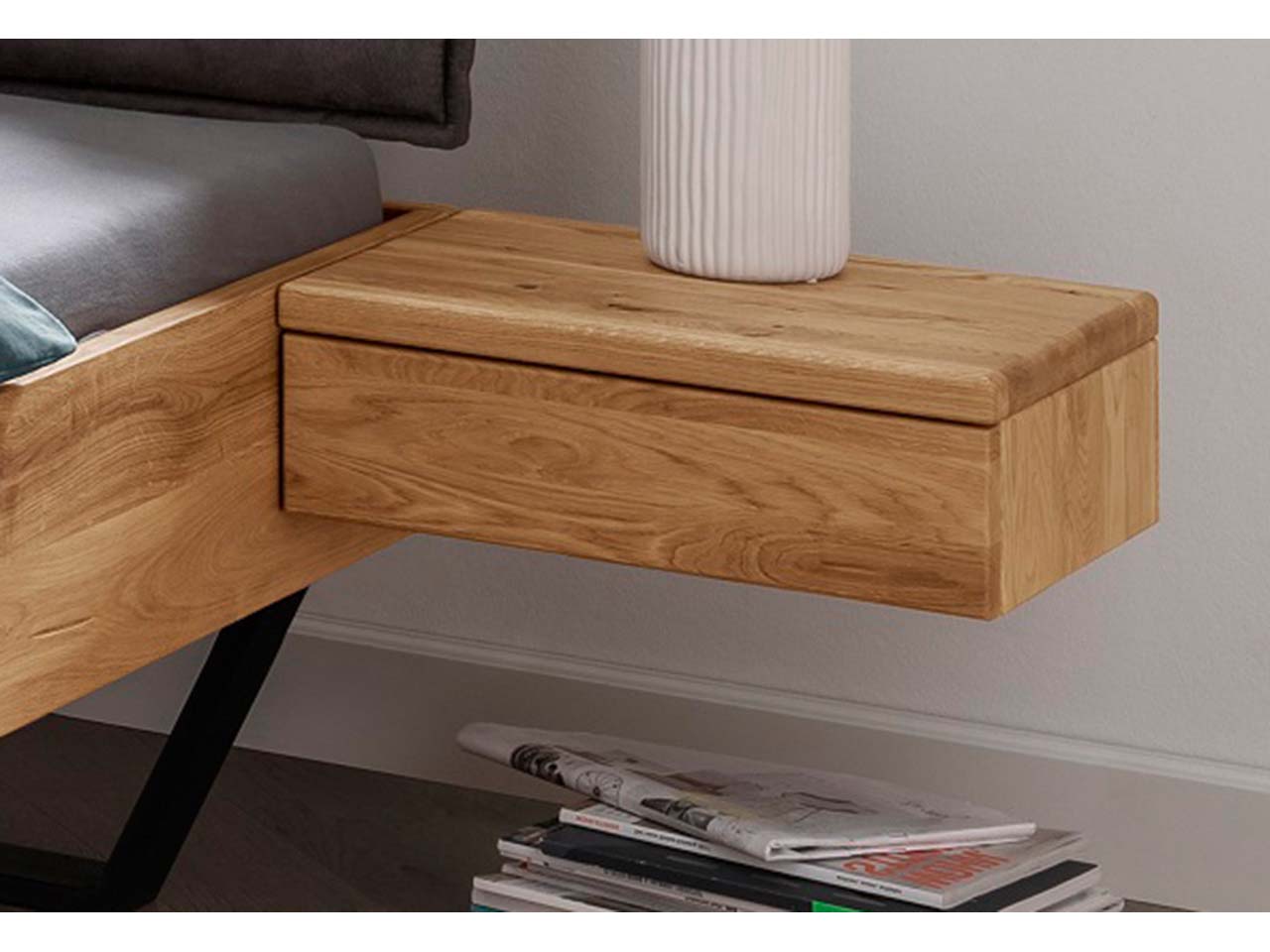 Nachttisch "Dolle" rechts, Wildeiche