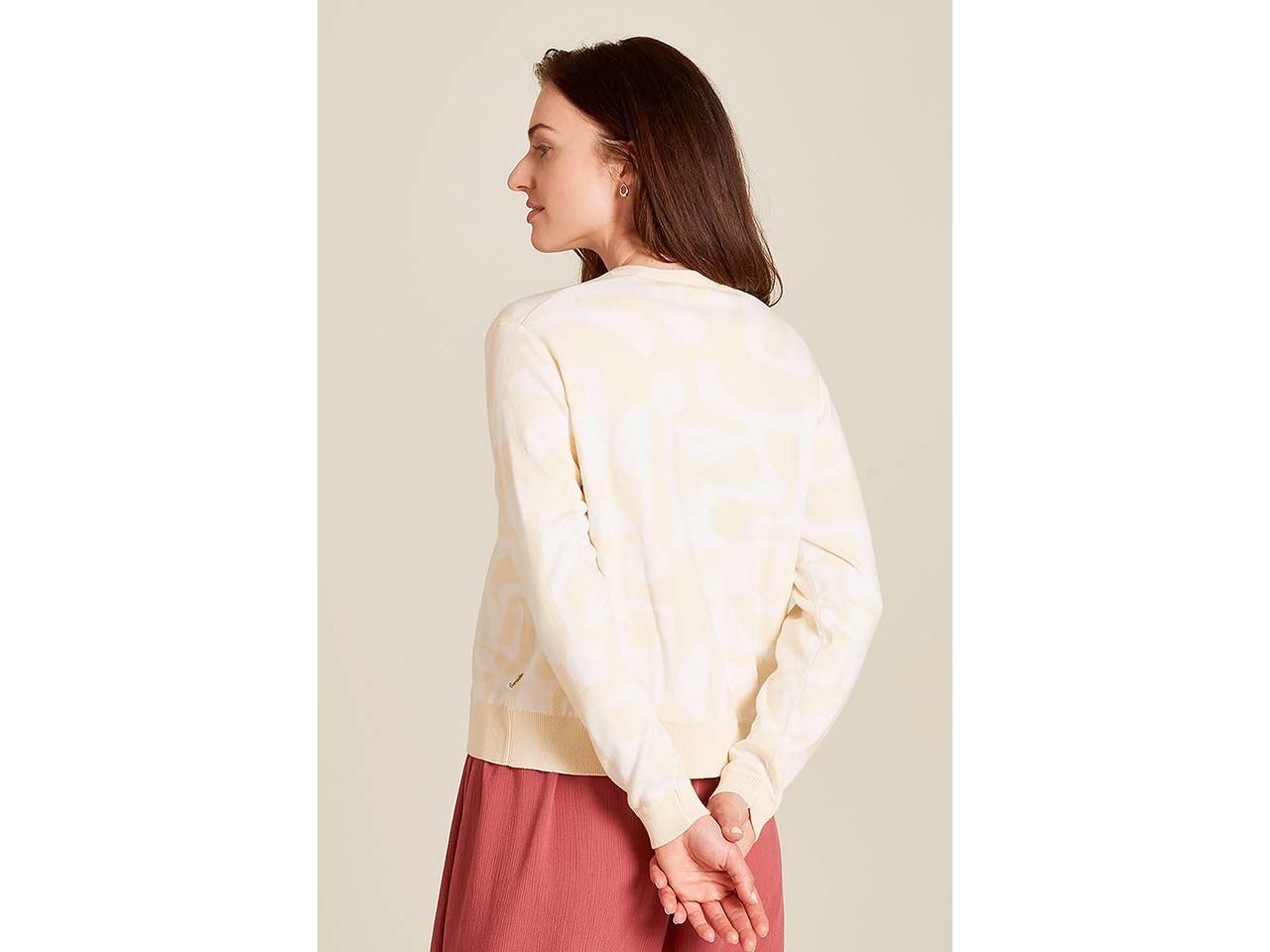 tranquillo Bio-Damen-Strickjacke mit V-Ausschnitt, soft white, Gr. S