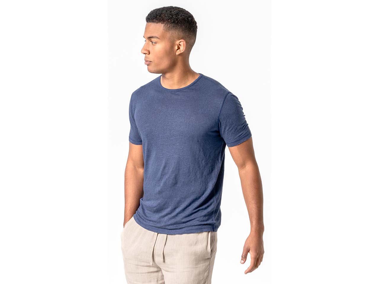 Living Crafts Herren-T-Shirt 'ANDY' aus 100 % Leinen, classic blue, Gr. XL