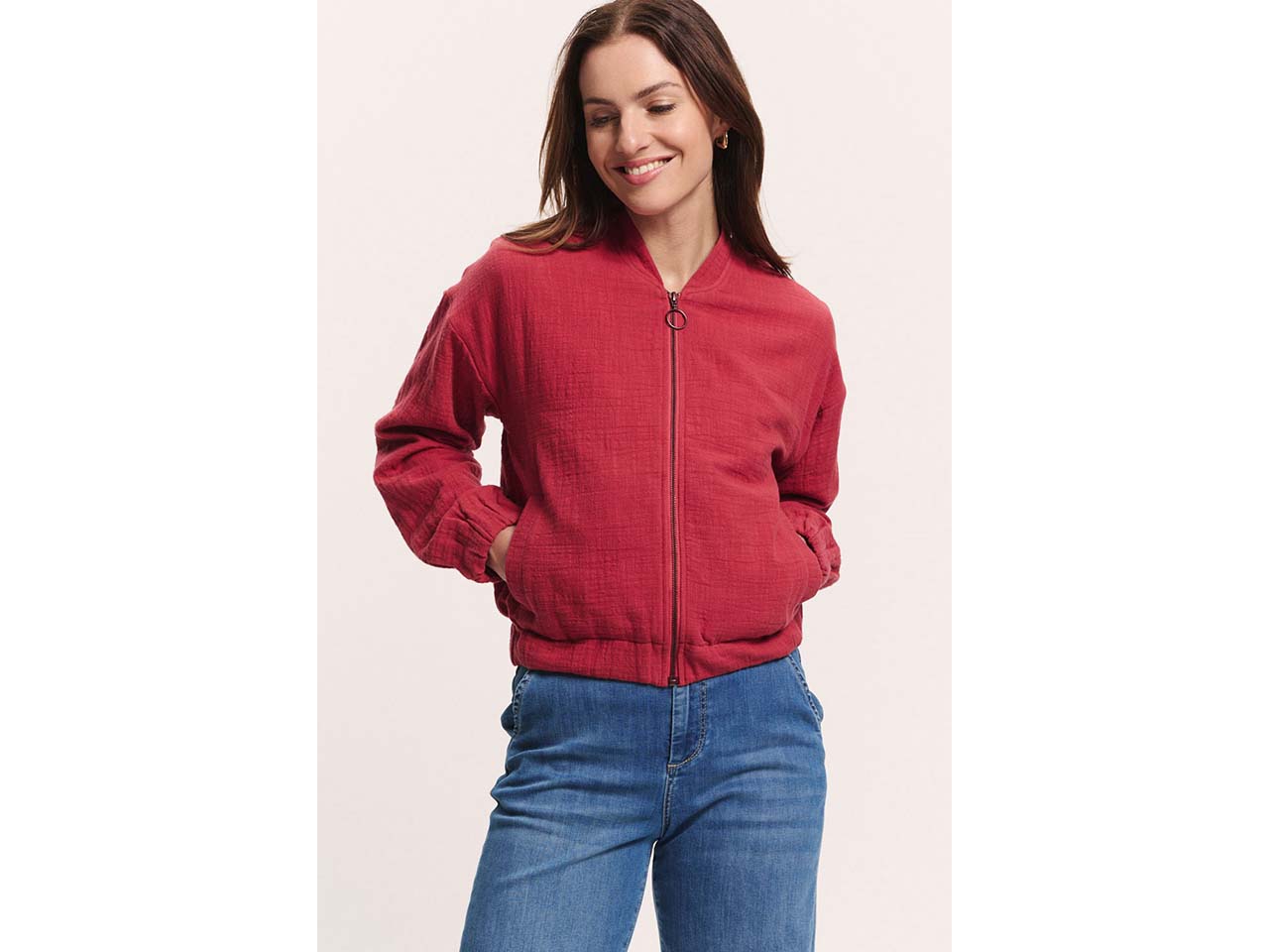 tranquillo Bio-Damen-Musselin-Blouson 'Rumii' mit Taschen, garnet red, Gr. 36