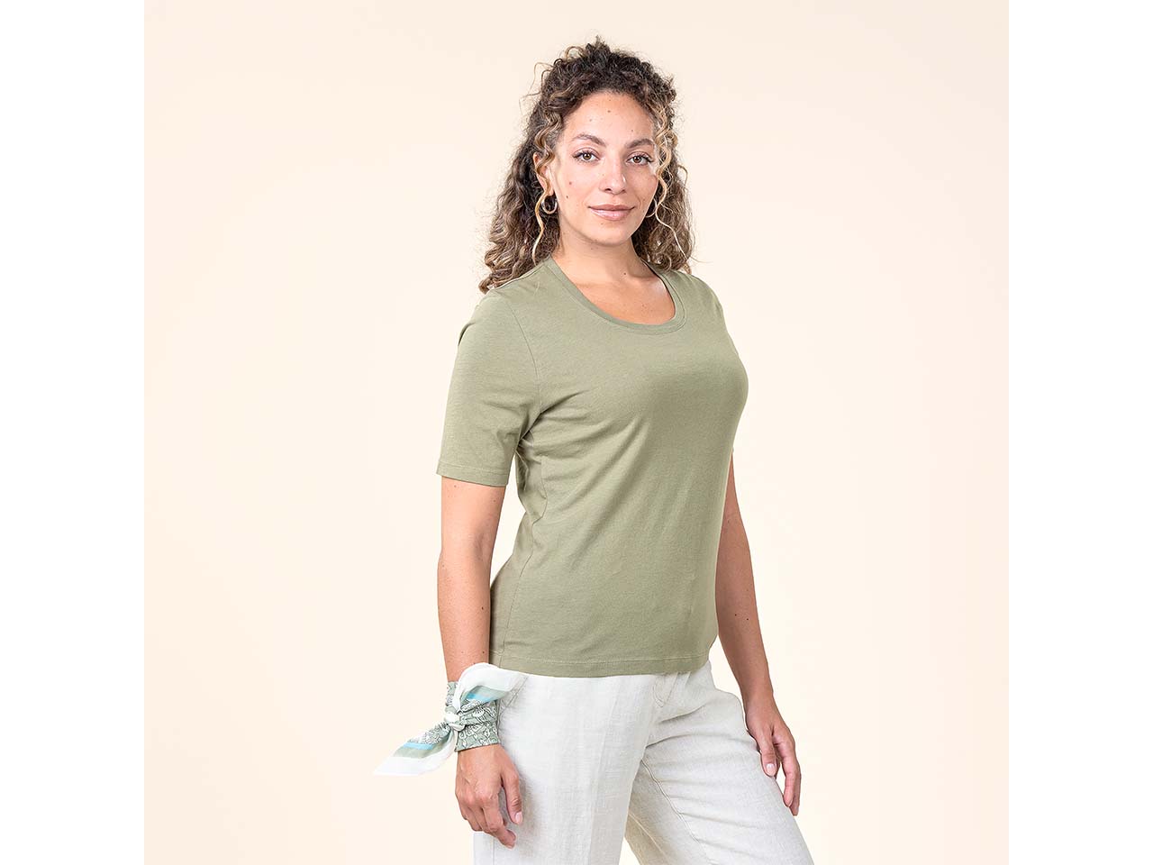 Living Crafts Bio-Damen-T-Shirt "TABERA" mit Rundhalsausschnitt, sage, Gr. S
