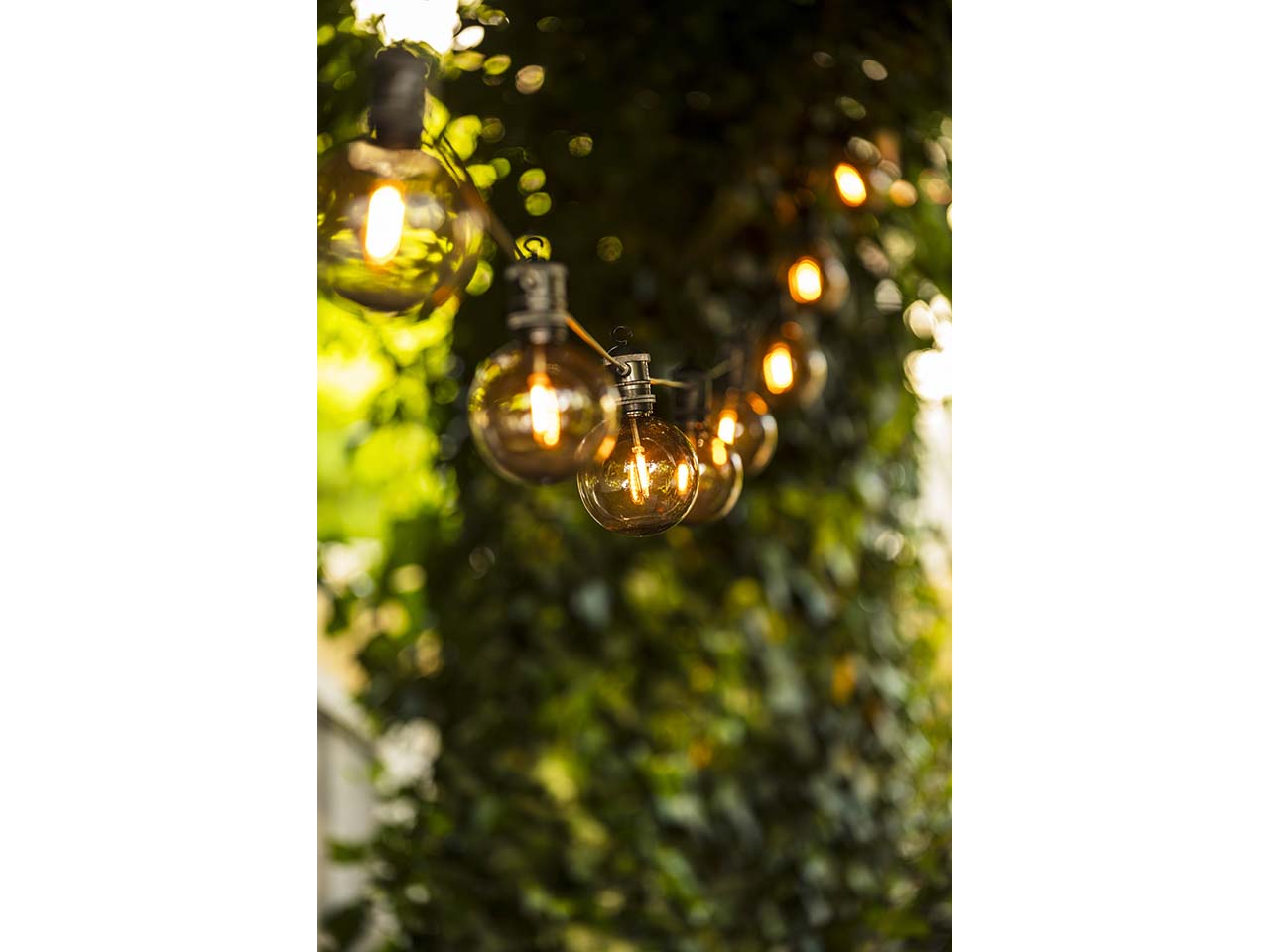 Konstsmide LED-Lichterkette Party, smokey brown, mit Dim., 10 Birnen, 10 Dioden bernsteinf