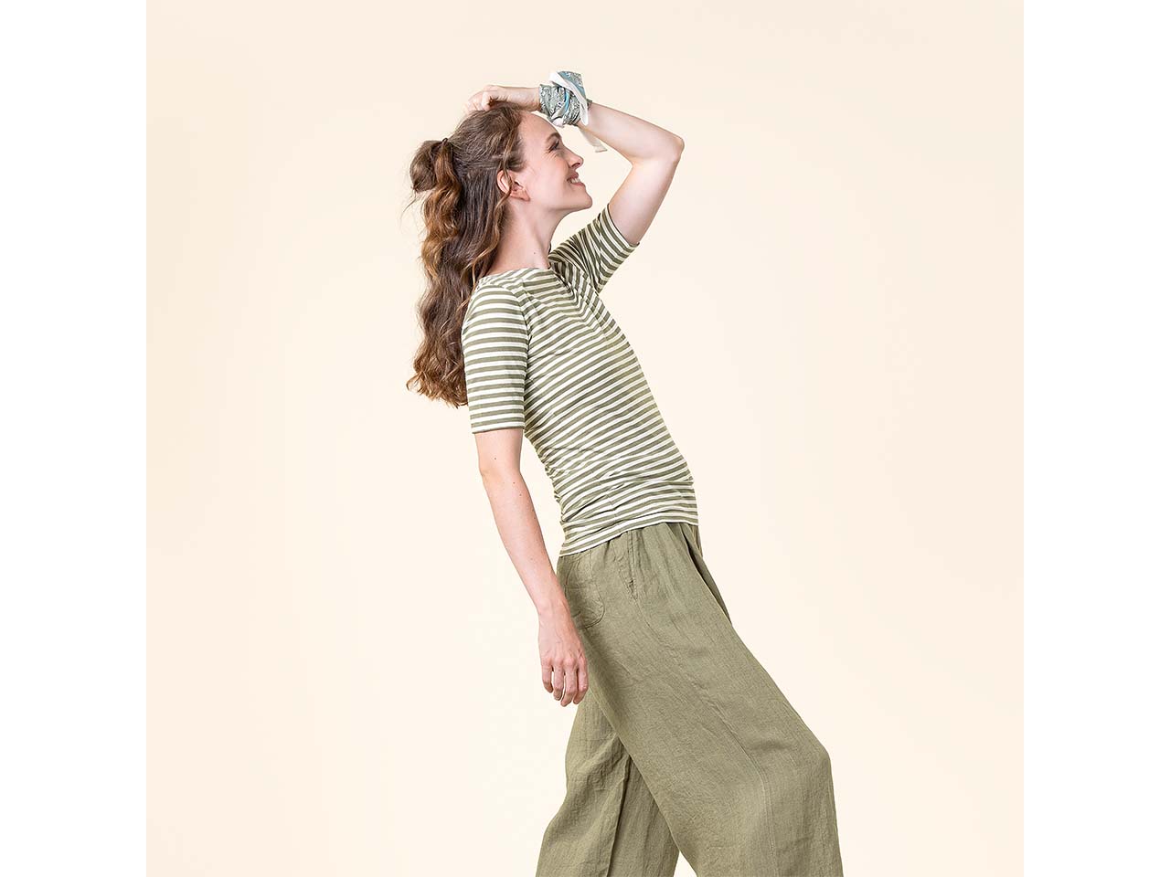 Living Crafts Bio-Damen-T-Shirt "TANINA" mit längeren Ärmel, cream/sage, Gr. S
