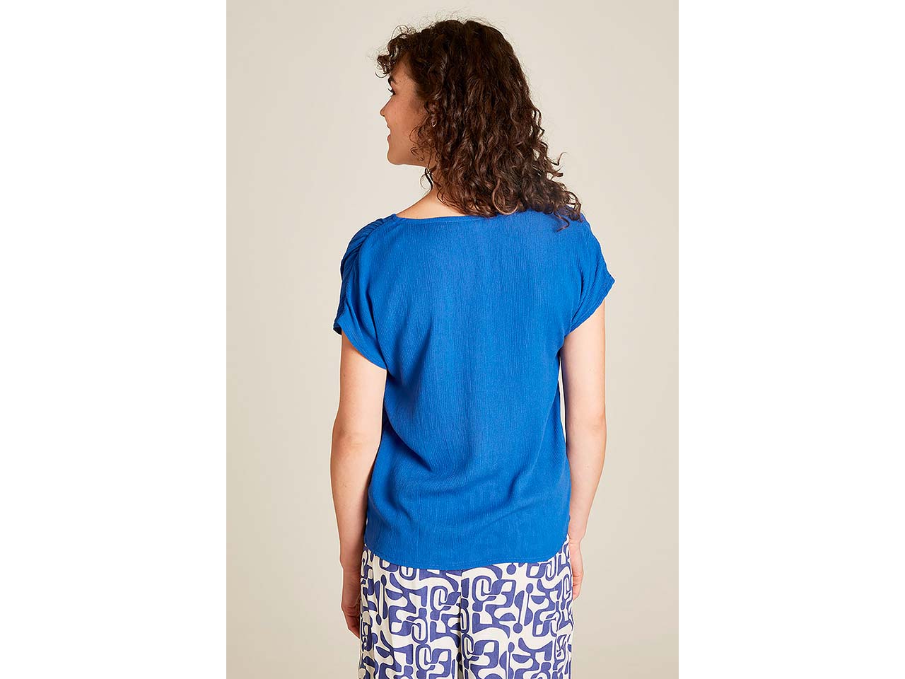 tranquillo Damen-T-Shirt mit dezenten Raffungen, dazzling blue, Gr. 36
