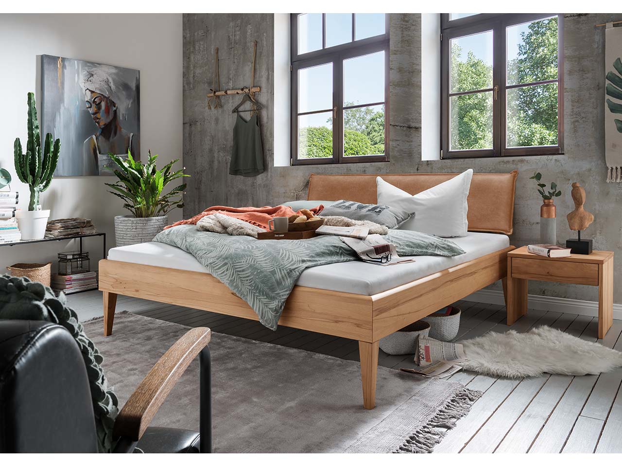 Forestales Massivholzbett "Riverside" 180 x 200 cm, Stoffkopfteil VI braun, Kernbuche