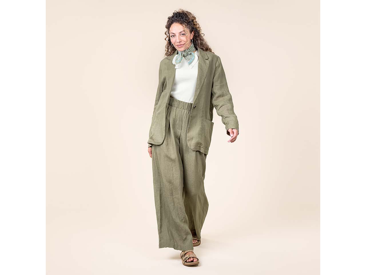 Living Crafts Damen-Jacke "TOKESSA" mit Vordertaschen, sage, Gr. 36