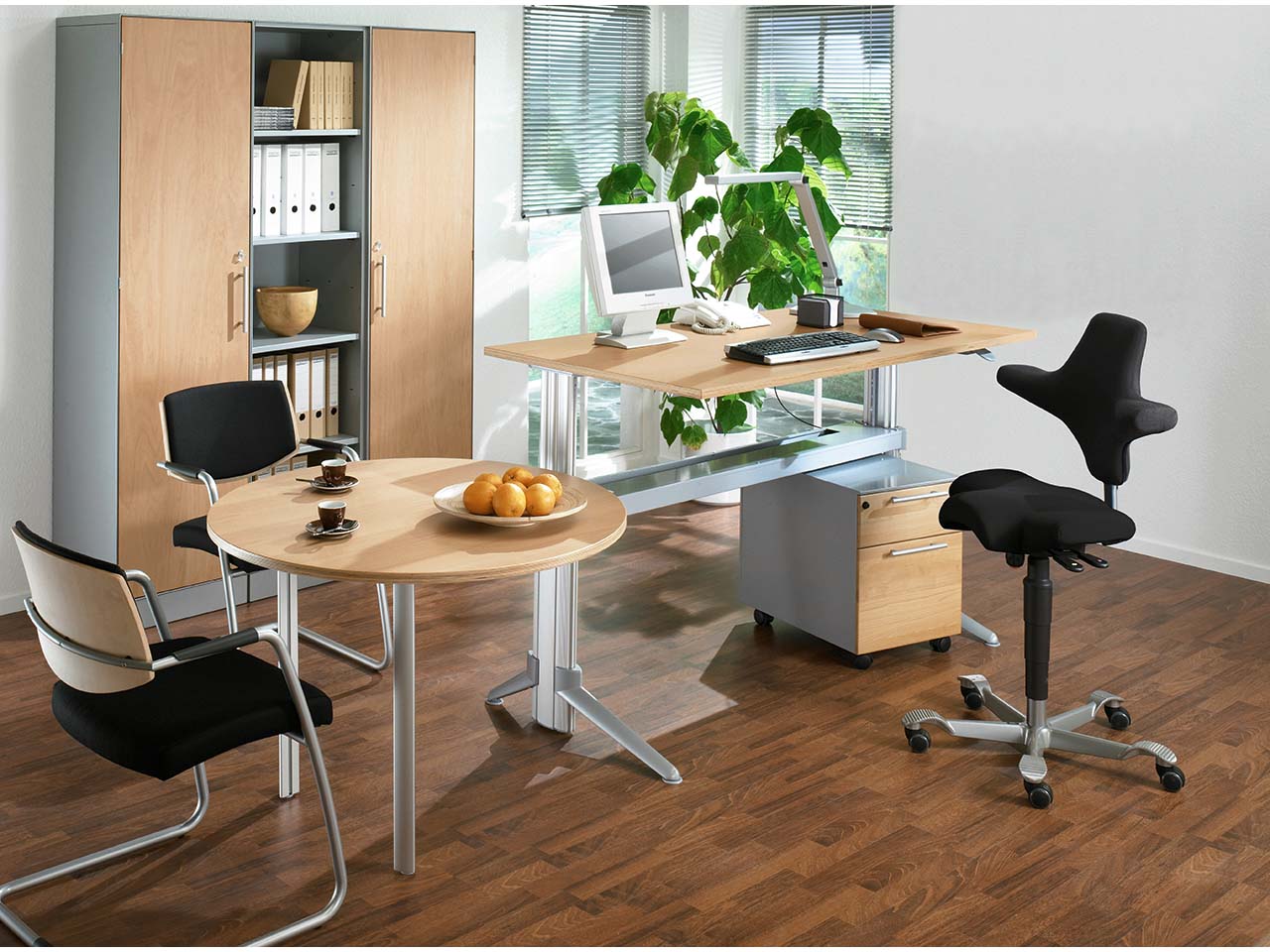 Anbautisch 01 "go to move" D.100cm links