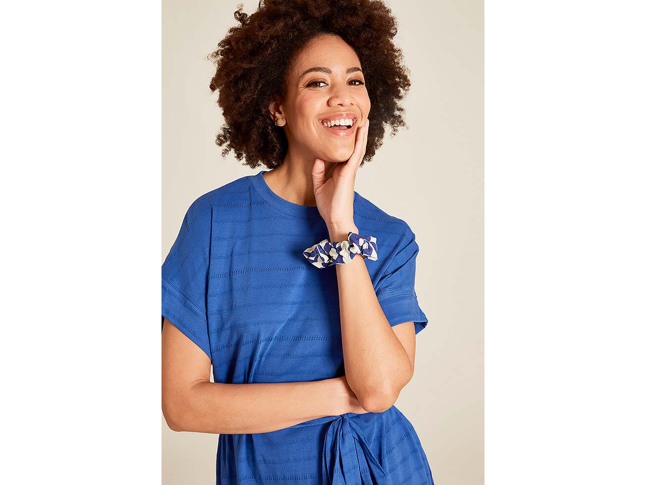 tranquillo Bio-Damen-Mini-Kleid aus Ajour-Jersey mit Taschen, dazzling blue, Gr. S