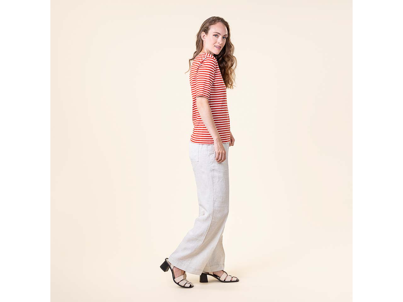 Living Crafts Bio-Damen-T-Shirt "TANINA" mit längeren Ärmel, cream/poincana red, Gr. S