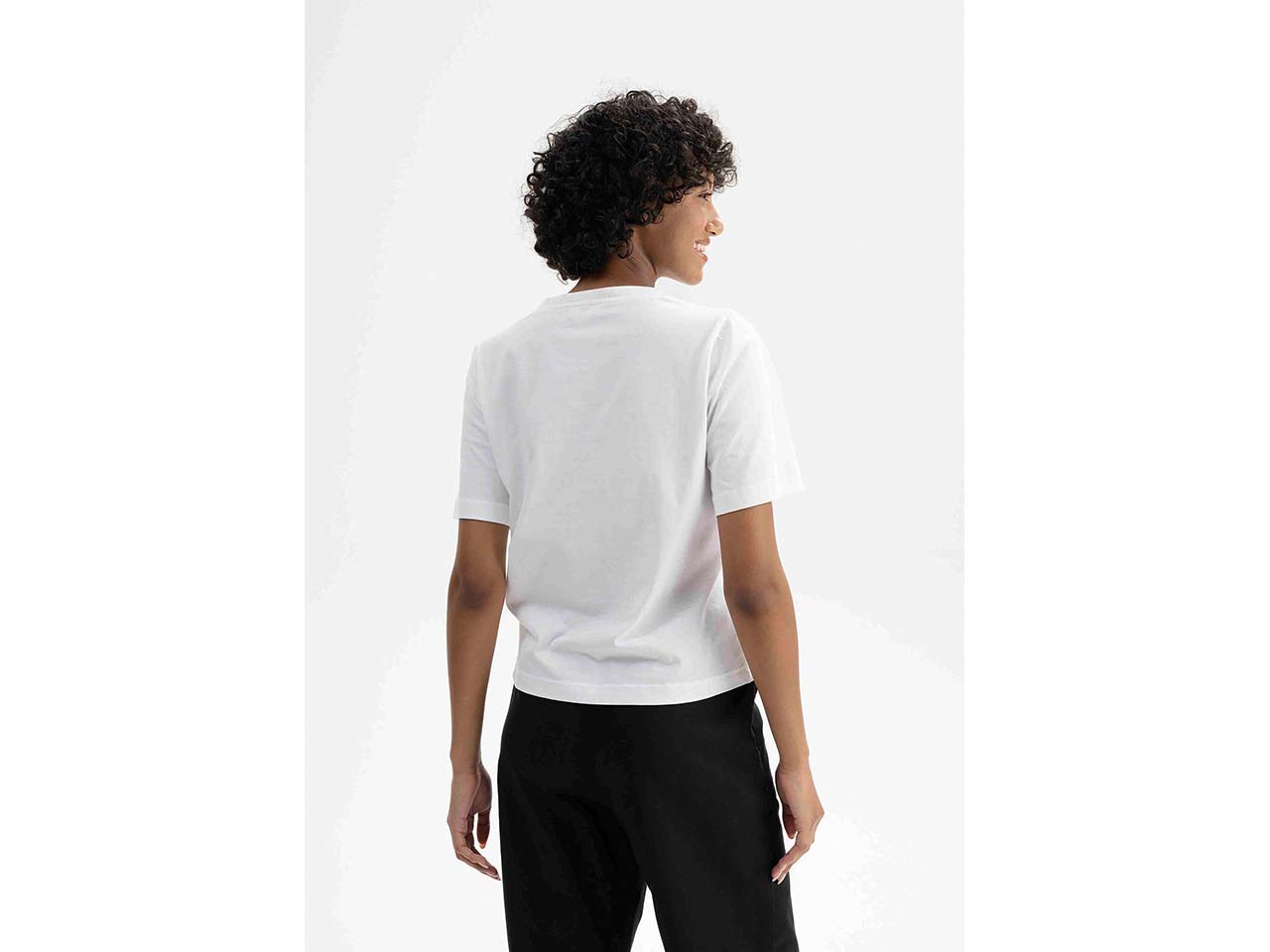 MELA Bio-Damen-T-Shirt "ANKITA" mit V-Ausschnitt, weiß, Gr. S