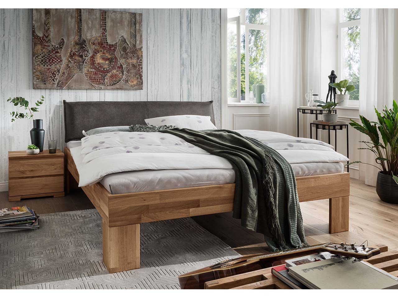 Forestales Massivholzbett "Astoria" 200 x 200 cm, Stoffkopft. VII anthrazit", Eiche