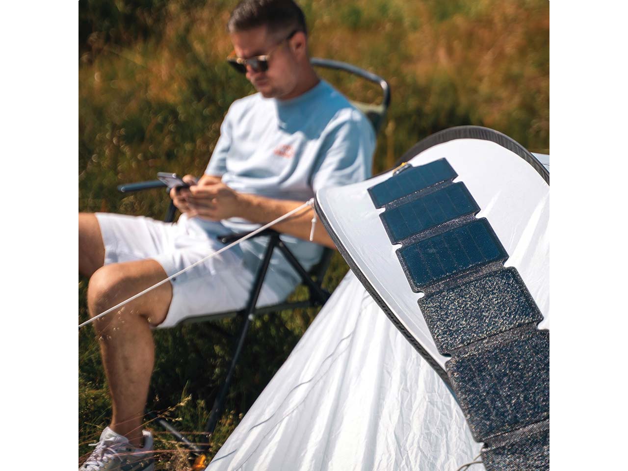 Aqiila tragbares Solarladegerät "Sunbird P21"