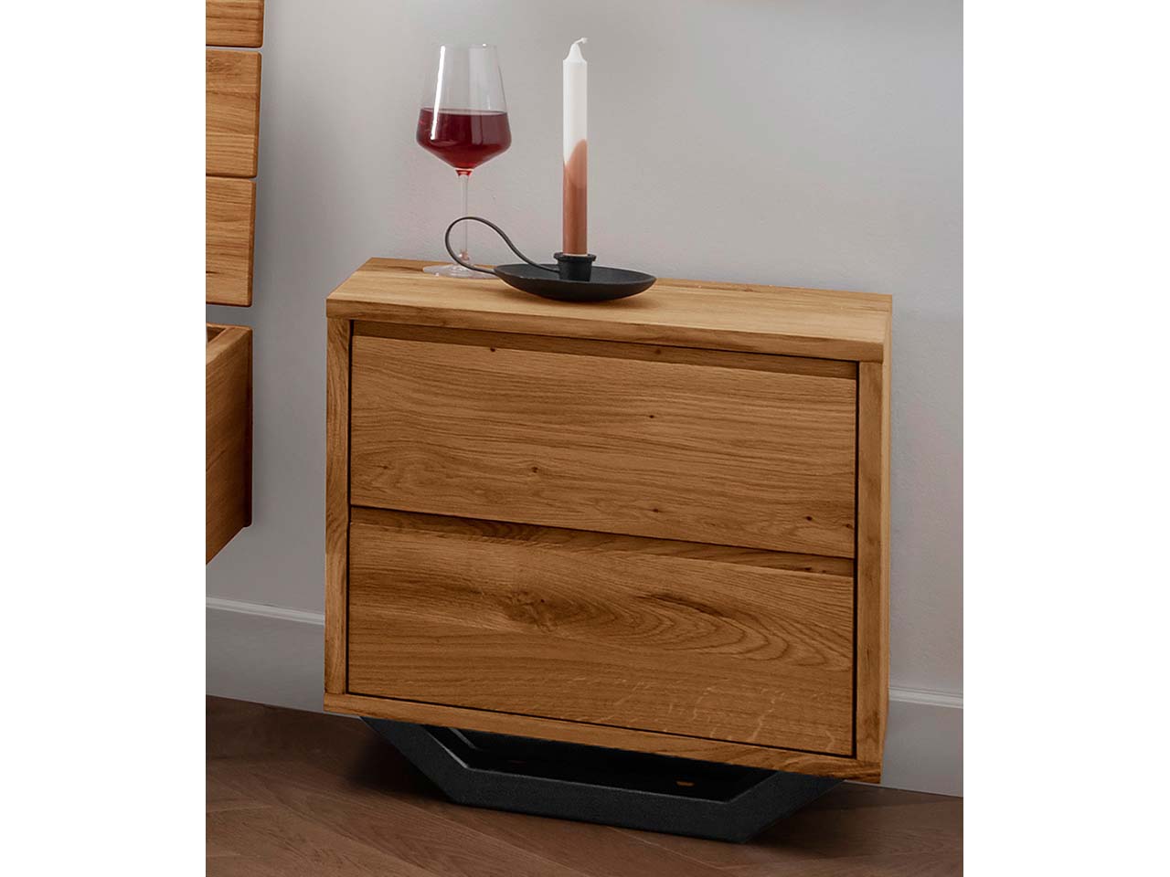 Nachttisch 'Bolle' 2 Schubladen, Metallkufen, Wildeiche