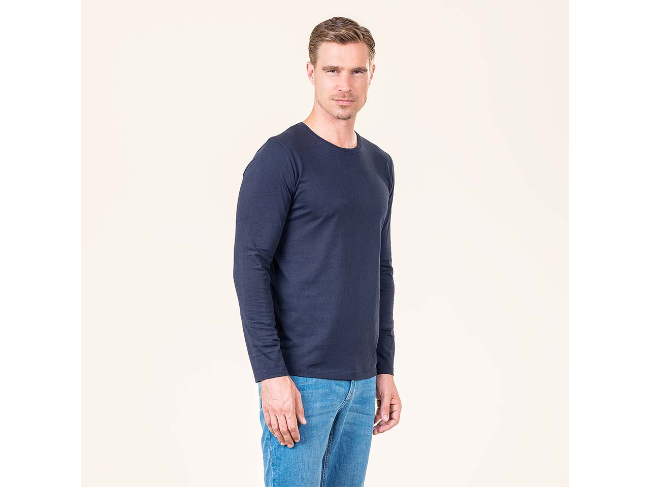 Living Crafts Bio-Herren-Langarmshirt "TERIK" mit Rundhalsausschnitt, ink blue, Gr. M