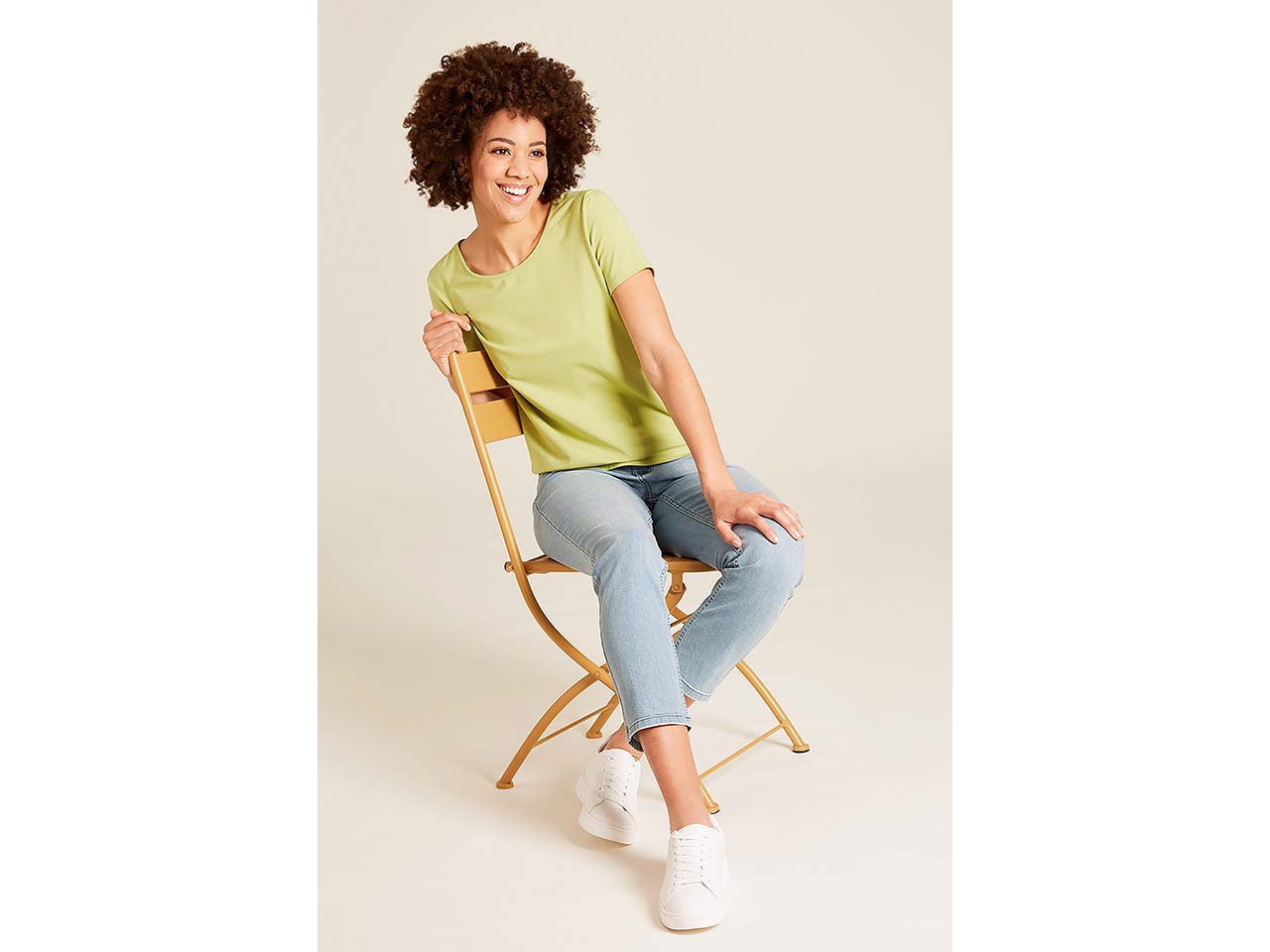 tranquillo Bio-Damen-T-Shirt mit gekreuzten Rückendetails, herbal green, Gr. S