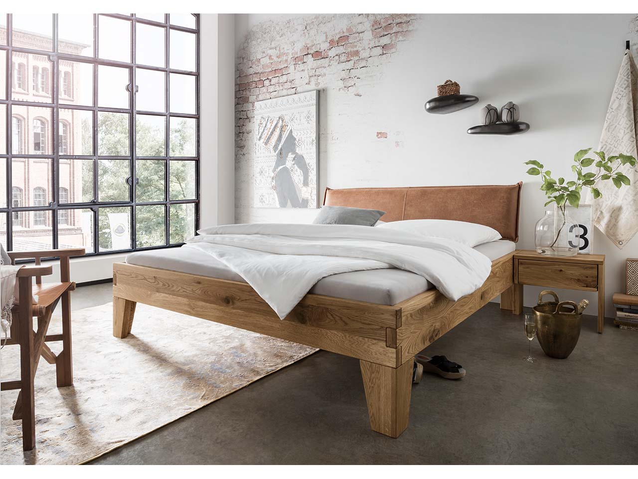 Forestales Massivholzbett "Navarra" 180 x 200 cm, Stoffkopfteil VI braun, Eiche