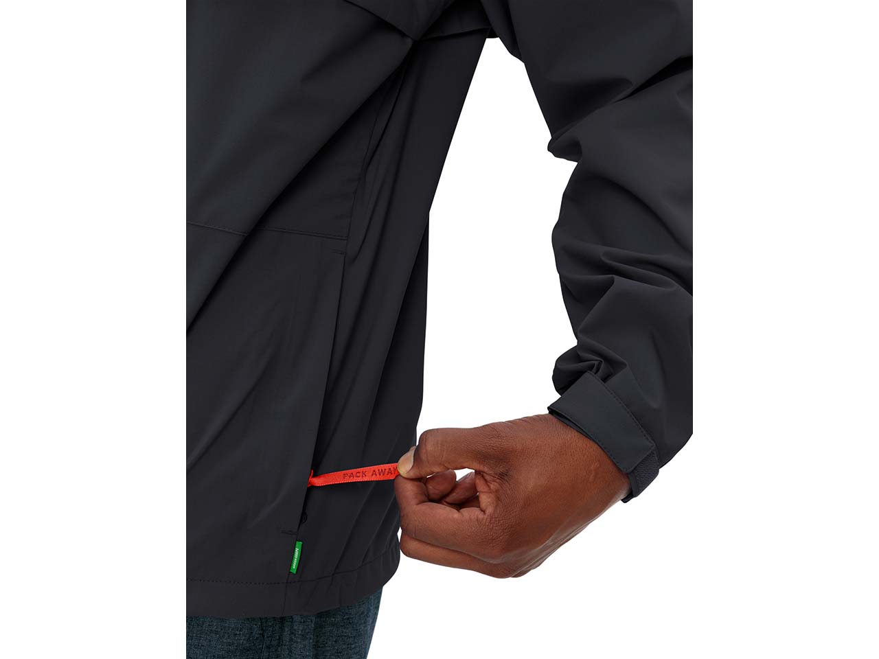 VAUDE Herren-Jacke 'Mineo 2,5L' mit 2 großen Vordertaschen, black uni, Gr. M