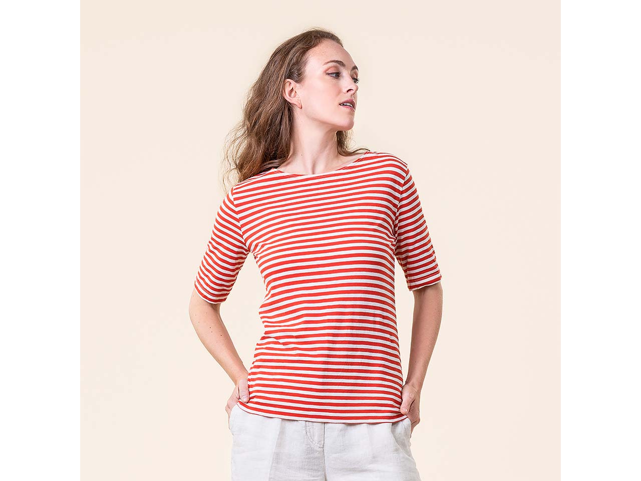 Living Crafts Bio-Damen-T-Shirt "TANINA" mit längeren Ärmel, cream/poincana red, Gr. S