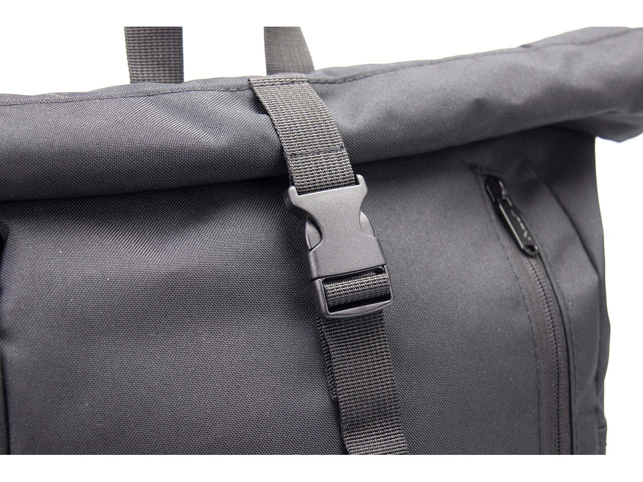 memo Rucksack "Rolltop" aus recycelten PET-Flaschen, schwarz